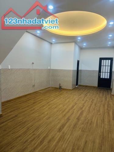 MẶT TIỀN BÔNG SAO - P5 QUẬN 8 - KHU VỰC KINH DOANH SẦM UẤT - 3 TẦNG BTCT - 4X17M - 13.2 TỶ - 2