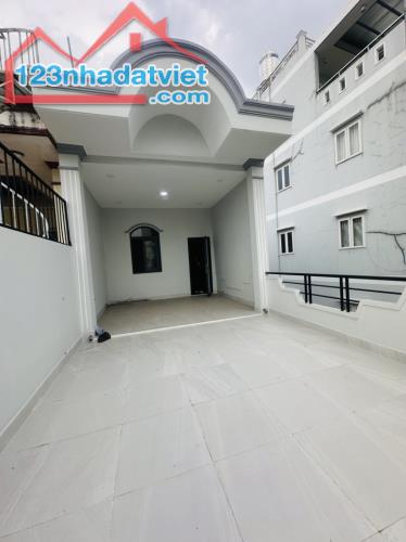 MẶT TIỀN BÔNG SAO - P5 QUẬN 8 - KHU VỰC KINH DOANH SẦM UẤT - 3 TẦNG BTCT - 4X17M - 13.2 TỶ - 5