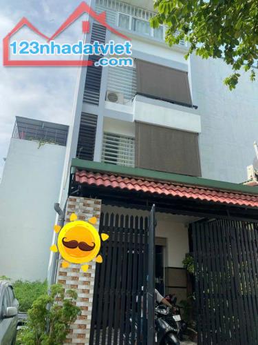 Bán gấp nhà Quang Trung – P8 – Gò Vấp – Hẻm 10m – 5.05x19m – 5 tầng – 7PN – Giá 11.6Tỷ