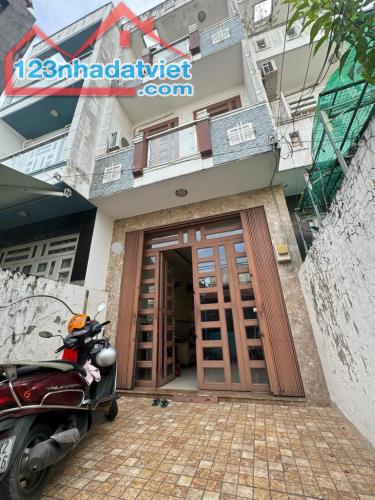 CHỦ KẸT TIỀN GẤP BÁN, MỄ CỐC NHÀ KIÊN CỐ 3 TẦNG DT 44.3M2 (3.9 X15M) CHỈ 4.5 TY - 3