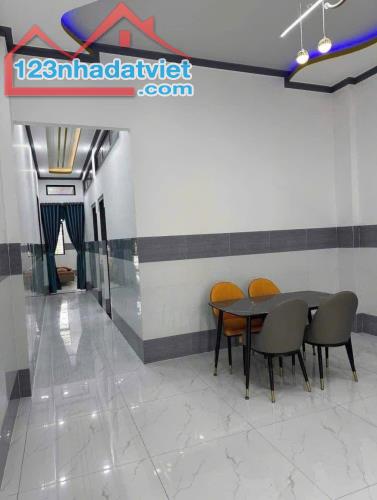 Bán Nhà Cấp 4 - DT 52,4m2 - Giá 790 Triệu Ở Bình Chánh TP HCM ! - 2