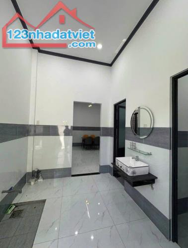 Bán Nhà Cấp 4 - DT 52,4m2 - Giá 790 Triệu Ở Bình Chánh TP HCM ! - 4