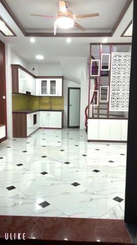 HÀNG XÓM  BIGC LONG BIÊN - NHÀ MỚI - GẦN PHỐ - Ô TÔ  ĐỖ CỬA-SỔ ĐẸP NHƯ HOA HẬU - 2