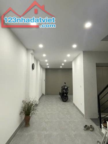 CHÍNH CHỦ CHO THUÊ SÀN VĂN PHÒNG – BÁN HÀNG 50M² TẠI TÂY HỒ