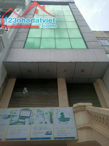 Mặt phố Láng Hạ - Tòa VP 5 tầng - Thang máy - Sổ vuông.