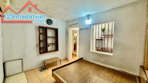 Ơ!! Nhà TT rẻ nhất HN 46m2, 3 thoáng chỉ 2xx tỷ phố 8-3 Hai Bà Trưng HN - 3