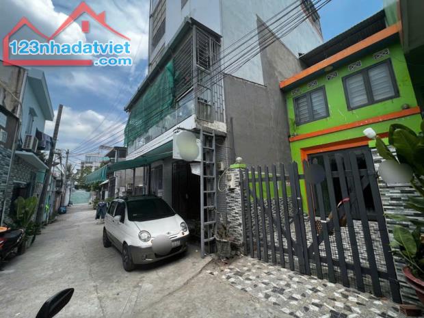 CHỦ GẤP BÁN TRONG TUẦN GIÁ SIÊU RẺ, NHÀ 2 TẦNG DT 93M, HẺM XE HƠI, NGAY TRUNG TÂM QUẬN 9