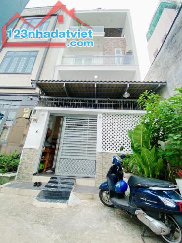 Nhà Bùi Thị Xuân Phường 1 Tân Bình, 5.2X11.5, 4 tầng, giá chỉ 9tỷ899