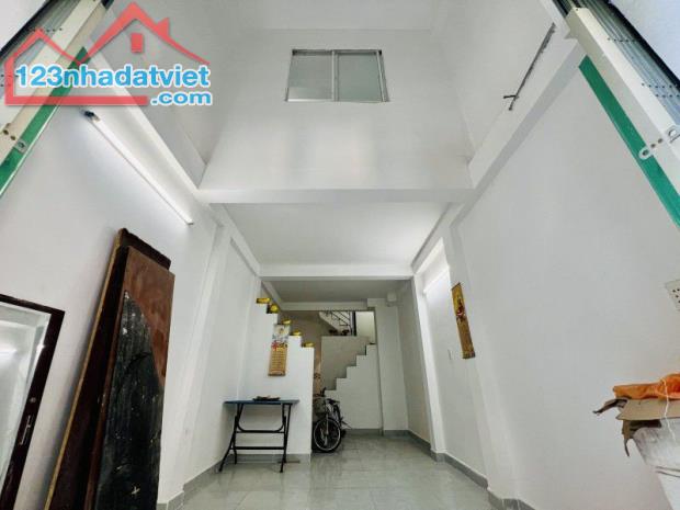 HẬU GIANG - Q6 - NHỎ MÀ CÓ VÕ - 30M2 - 4 TẦNG - 4PN - GIÁ 3.4 TỶ