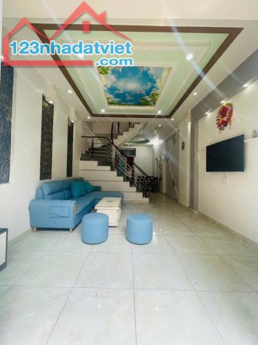 Bán gấp nhà thư trung, Văn Cao , Ngô Quyền,HP.2,39 tỷ, 43m2, 3 tầng. - 1