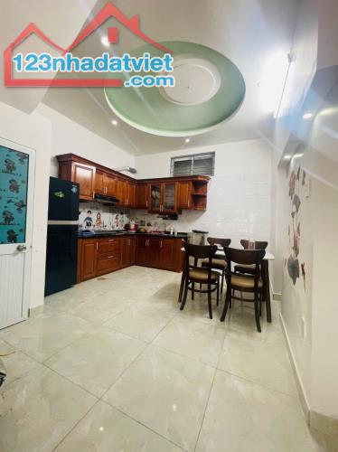 Bán gấp nhà thư trung, Văn Cao , Ngô Quyền,HP.2,39 tỷ, 43m2, 3 tầng. - 5