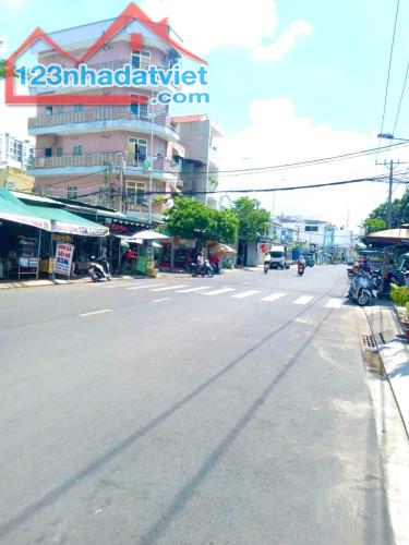 ngang 8m hiếm 4tầng mới đẹp full nội thất gỗ cao cấp ngay tân sơn nhì trung tâm tân phú