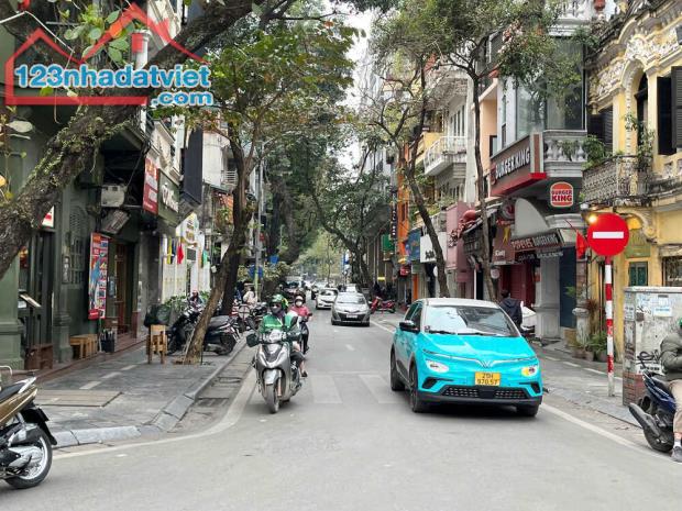 Giá lợn chết, cực hiếm khu Nguyễn Trãi Thanh Xuân, mặt tiền rộng, ngõ nông gần phố.