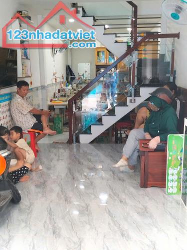 Nhà đẹp 1 lầu sổ hồng riêng đường 5m tân chánh hiệp 03-07 - 2