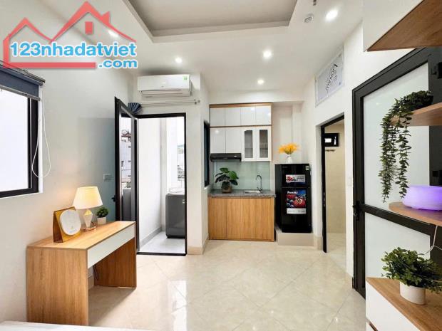 BÁN TÒA CHDV PHỐ THÁI THỊNH, THÁI HÀ - 97M² x 7T THANG MÁY - DOANH THU 150TR/THÁNG - GIÁ - 2