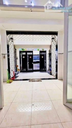 HXH THẲNG – KHU PHÂN LÔ LINH ĐÔNG – 3 TẦNG, 4PN, ST TRƯỚC SAU – DT 64M² – CHỈ 5,9 TỶ - 1