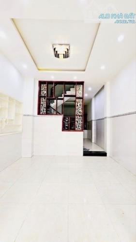 HXH THẲNG – KHU PHÂN LÔ LINH ĐÔNG – 3 TẦNG, 4PN, ST TRƯỚC SAU – DT 64M² – CHỈ 5,9 TỶ - 2