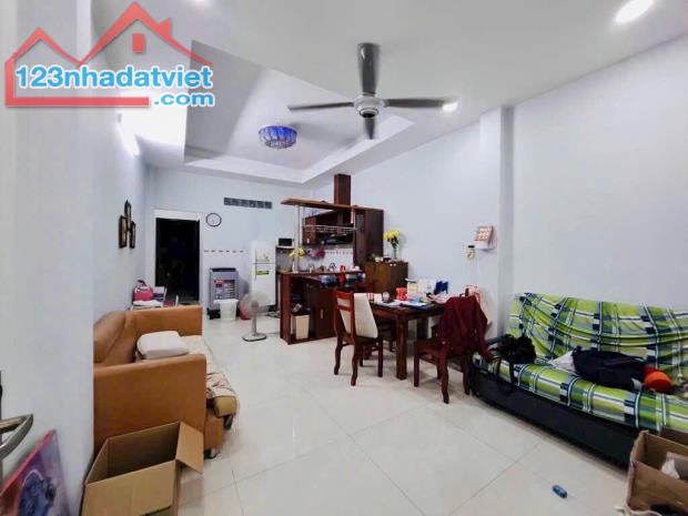 CHDV 4 TẦNG KHU VIP-4Mx23M-NGAY ETOWN CỘNG HÒA-LÊ VĂN HUÂN P13 TÂN BÌNH - 2