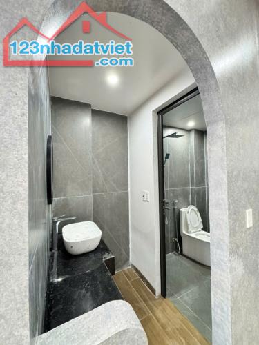 BÁN NHÀ ĐẸP 2.55 TỶ 3 TẦNG 52M2 ( TÂY NAM ) NGÕ NGẮN CHỢ KÊNH - 4