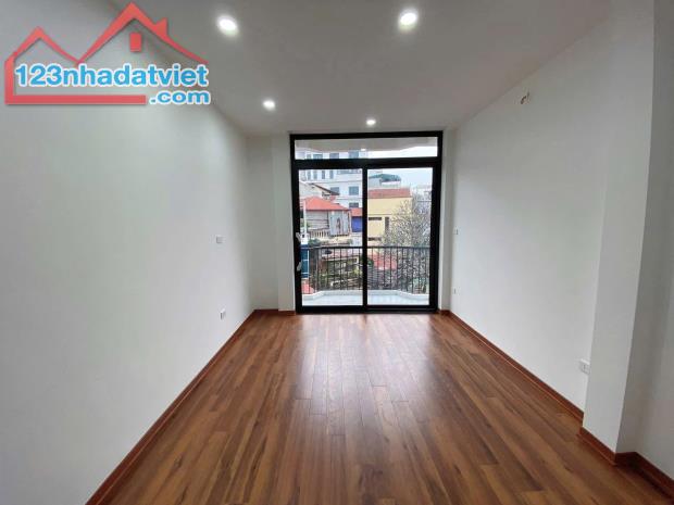 NHÀ MỚI ĐẸP TRÍCH SÀI TÂY HỒ 90M2 - SÁT HỒ - YÊN TĨNH CHỈ 13 TỶ - 4