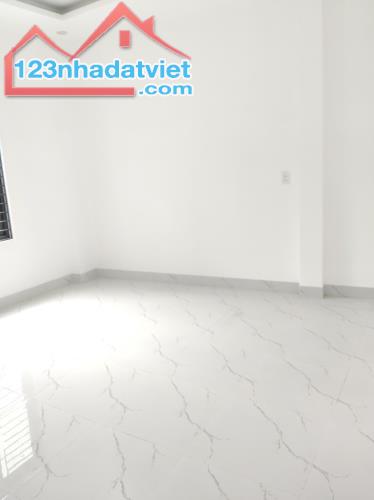 ♣ Nhà sát MT Bình Thái 4, 63m2, ngang 8m, 3 tầng mới, xây tâm huyết, 9 trụ, hiện đại, - 3