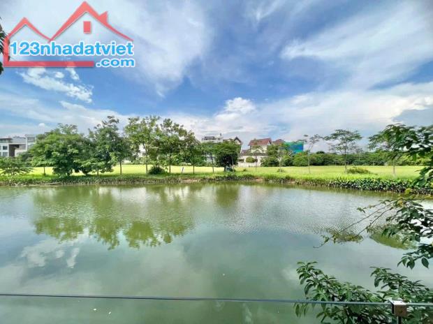 BÁN BIỆT THỰ CIPUTRA TÂY HỒ HÀ NỘI DT 324m2, xây 3 tầng, sân vườn rộng - 1