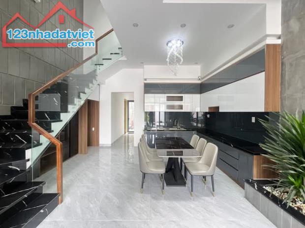 🔥 BÁN NHÀ ĐẲNG CẤP TẠI TRẦN CUNG, NGHĨA TÂN, CẦU GIẤY - GIÁ CHỈ 21 TỶ 🔥  🌟 - 1