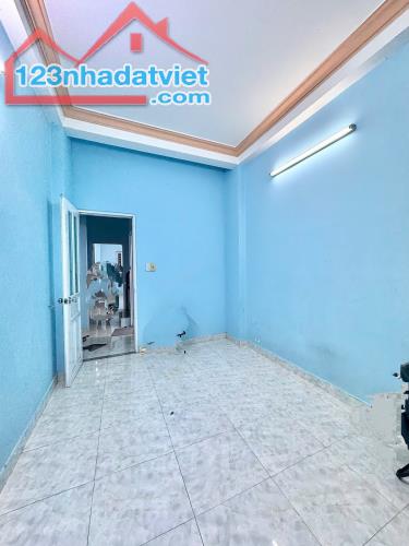 7 TỶ HƠN NHÀ QUẬN 10 - KHU TÔ HIẾN THÀNH - HẺM AN NINH - 46M2 3 LẦU ĐÚC 4PN ĐẸP - 2