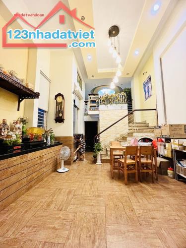 CƠ HỘI HIẾM NHÀ CỘNG HOÀ, P.4, TÂN BÌNH- LÔ GÓC 3 MẶT, ĐANG CÓ DÒNG TIỀN ỔN ĐỊNH-CHƯA 18TỶ - 1