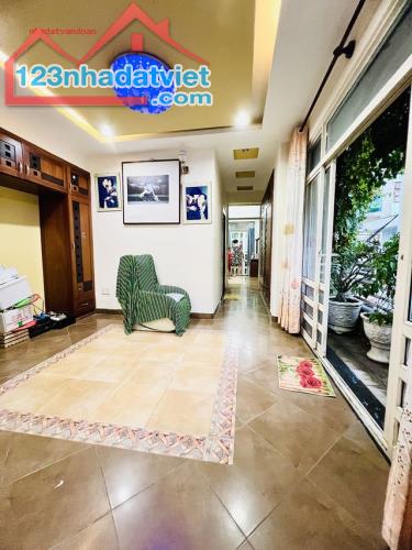 CƠ HỘI HIẾM NHÀ CỘNG HOÀ, P.4, TÂN BÌNH- LÔ GÓC 3 MẶT, ĐANG CÓ DÒNG TIỀN ỔN ĐỊNH-CHƯA 18TỶ - 2