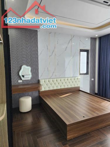 Nhà đẹp nội thất xịn đường ô tô khu Quân Đội 918 Phúc Đồng DT 45m2 . Giá 16.38 tỷ - 3