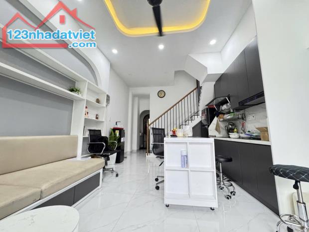 🌴 Tân Phú - Nhà 3 tầng 60mv, Hoàn công đủ, Hẻm xe hơi - Tặng full nội thất - Pháp lý chuẩ - 1