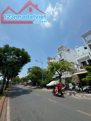 MẶT TIỀN KINH DOANH LÒ GỐM Q.6 - DÒNG TIỀN 17TR/THÁNG - 4 TẦNG - 115M 2 CHỈ 13 TỶ