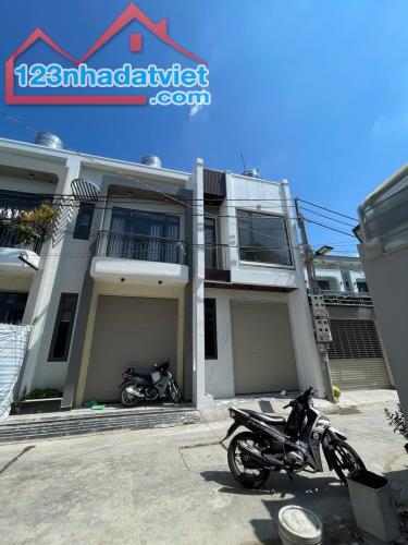 Nhà mới xây dựng P5 đường oto Tp Mỹ Tho Tiền Giang