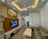 Nhà đẹp phố Ngọc Thuỵ, Q Long Biên, diện tích rộng, 4 ngủ , nội thất ở ngay, giá nhỉnh 7tỷ