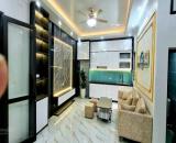 Bán nhà La Thành ngõ thông, 37m2 mặt tiền rộng, 5 tầng giá chỉ 4,4 tỷ rất hiếm