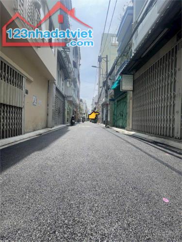 Bán nhà sát Lê Hồng Phong, Q.10, hẻm kinh doanh, 8.x tỷ!