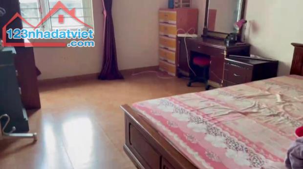 Bán nhà Do Nha, Tây Mỗ, 44m2 -3T-nhà thoáng sáng, 2.8 tỷ