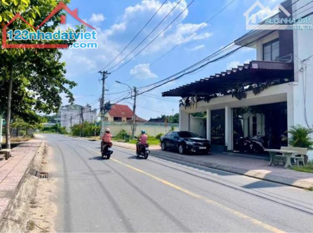 CHỦ GỬI ĐẤT BÁN LÔ NHỮ TIẾN HIẾN NGANG 10,8x20 MT NHỰA GIÁ 570TR TL - 3