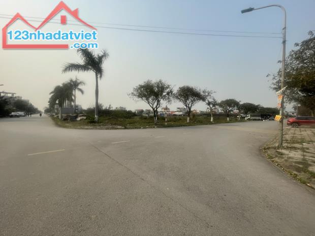 Cơ hội sở hữu đất thương mại dịch vụ 50 năm với giá 30 triệu/m2 tại Đông Triều, Quảng Ninh