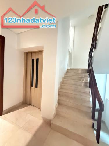 Cần Bán Biệt Thự Tây Nam Linh Đàm 180m2, 4 tầng, Nhỉnh 40 tỷ, phố Bùi Quốc Khái, - 3