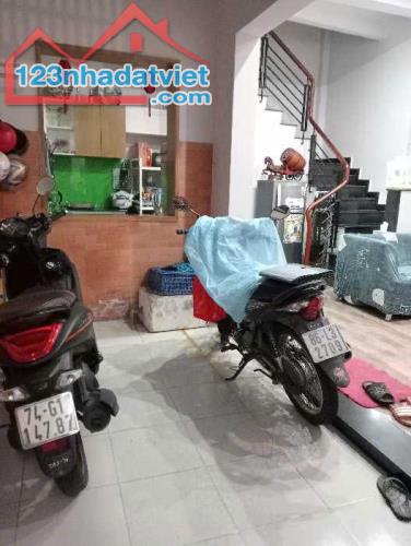 BÁN NHÀ KÊNH TÂN HÓA, TÂN PHÚ, DT 38m2, GIÁ 5 tỷ ☎ LH: Đông nguyễn  0976624307 - 3