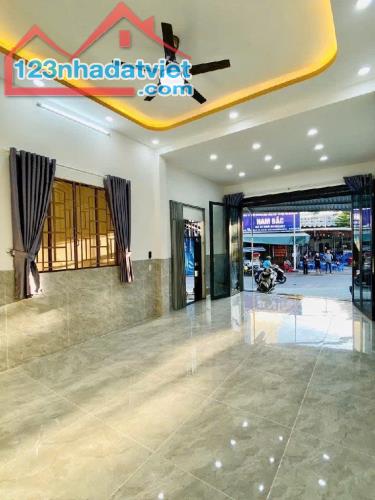 MẶT TIỀN KINH DOANH SẦM UẤT - 3TẦNG - DT 6M x 26M - NGAY EMART PHAN HUY ÍCH P12 GÒ VẤP