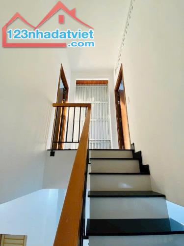 MẶT TIỀN KINH DOANH SẦM UẤT - 3TẦNG - DT 6M x 26M - NGAY EMART PHAN HUY ÍCH P12 GÒ VẤP - 4
