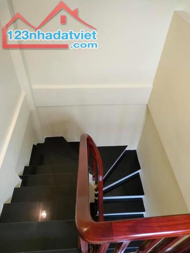 NHÀ ĐẸP HIẾM- LÔ GÓC 3 THOÁNG- GẦN PHỐ- CẦU ĐƠ -6.29 TỶ. - 2