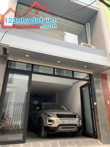 BÁN NHÀ NGUYỄN CHÍ THANH, 6 TẦNG THANG MÁY, Ô TÔ VÀO NHÀ, NỘI THẤT ĐẸP