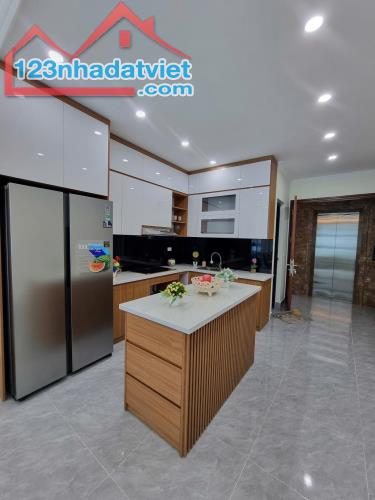 🔥 CHỦ GIẢM NGAY 300TR NHÀ TÂY HỒ, 38M2x5 TẦNG, Ô TÔ, KINH DOANH, THANG MÁY, FULL NỘI THẤT - 1