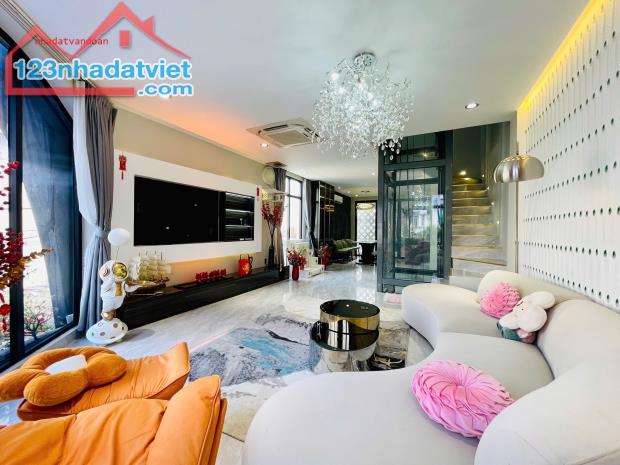 WOW SỐC! VILLA 6 TẦNG 2 MẶT TIỀN, NỘI THẤT HIỆN ĐẠI, THỐNG NHẤT, P.11, GÒ VẤP - CHỈ 15 TỶ