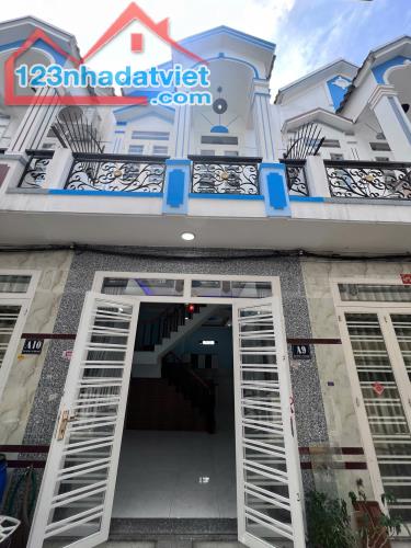 Bán nhà riêng Hóc Môn 3 phòng ngủ