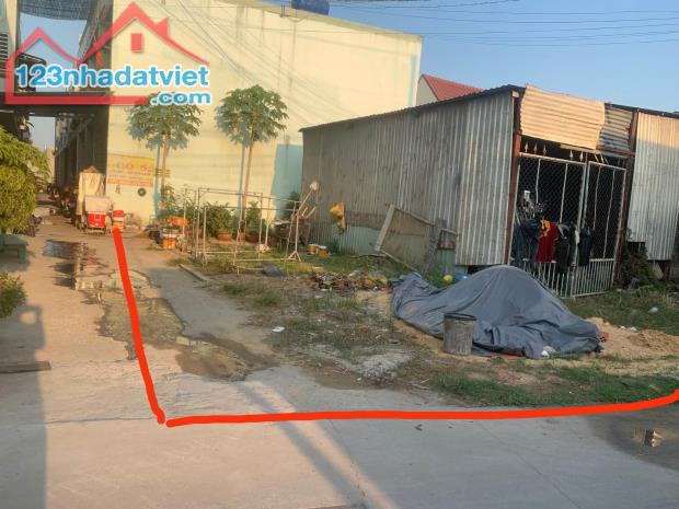 Bán nền đất nằm ngay Bình Tả, Đức Hòa Hạ, 6x18 (108m2), giá chỉ 680 triệu